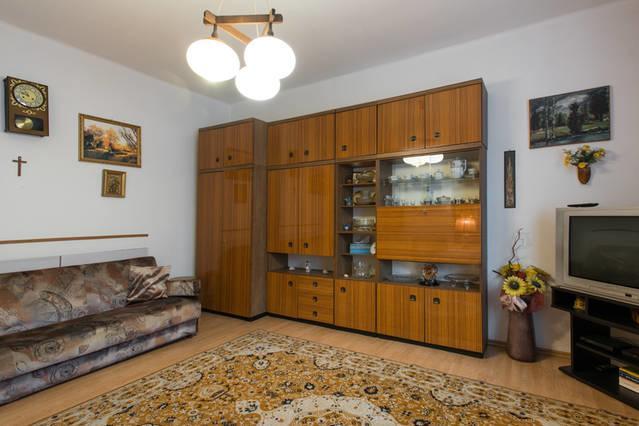 Feel The Old Socialist Style Apartment كراكوفيا المظهر الخارجي الصورة